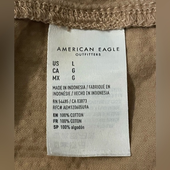 American Eagle Corduroy Cropped Button Up Shirt Tan Size Large - Picture 4 of 10